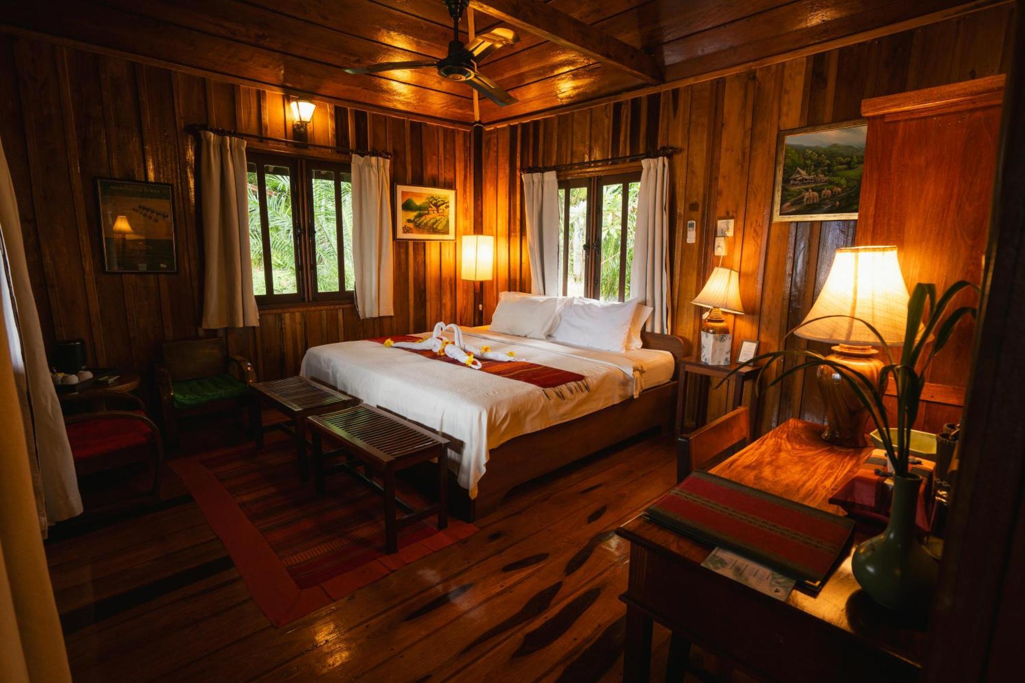 La Folie Lodge Champasak Bagian luar foto