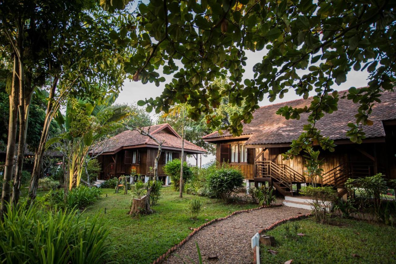 La Folie Lodge Champasak Bagian luar foto