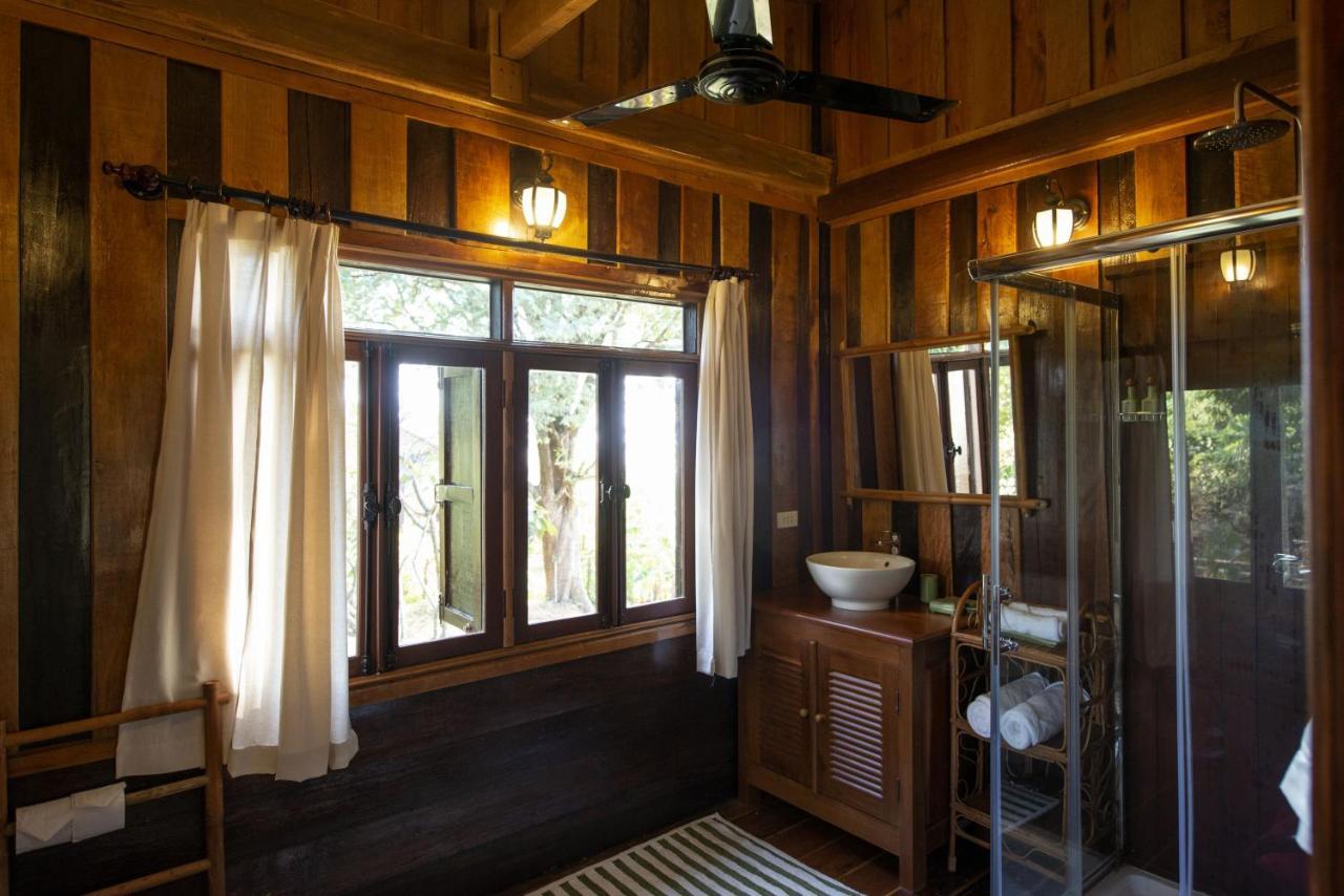La Folie Lodge Champasak Bagian luar foto