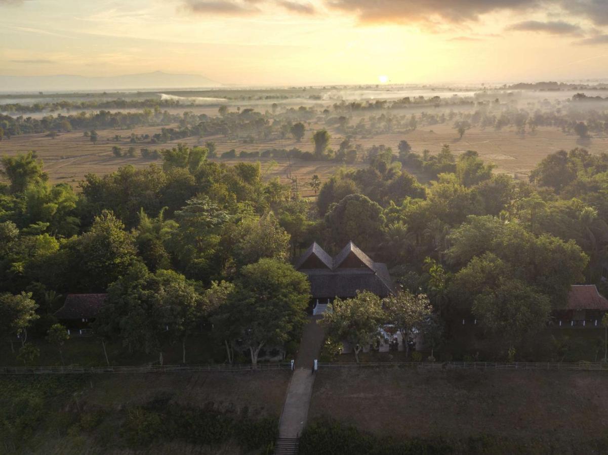 La Folie Lodge Champasak Bagian luar foto