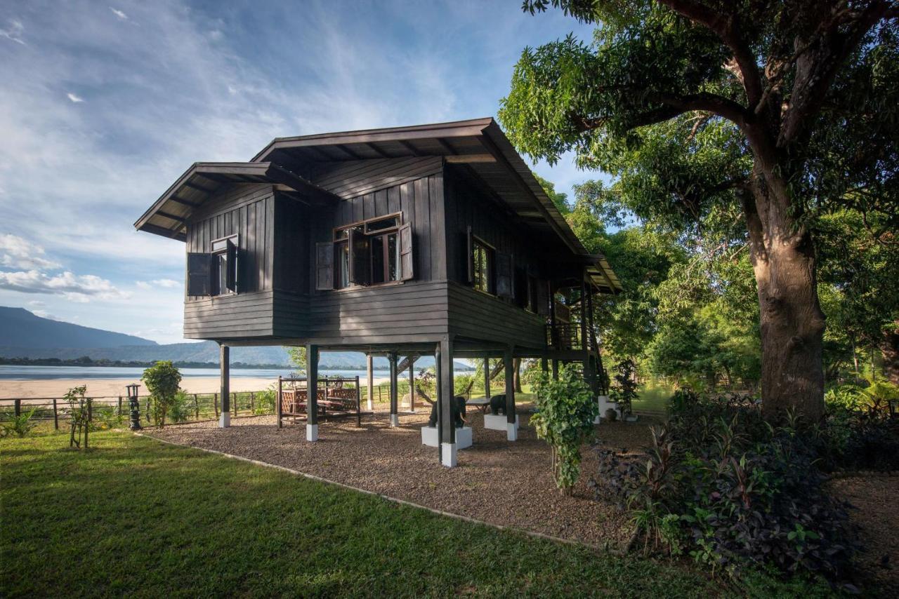 La Folie Lodge Champasak Bagian luar foto