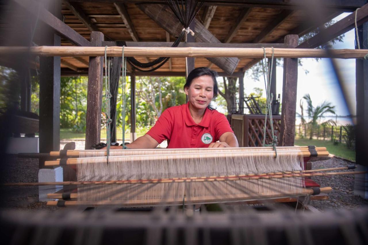 La Folie Lodge Champasak Bagian luar foto